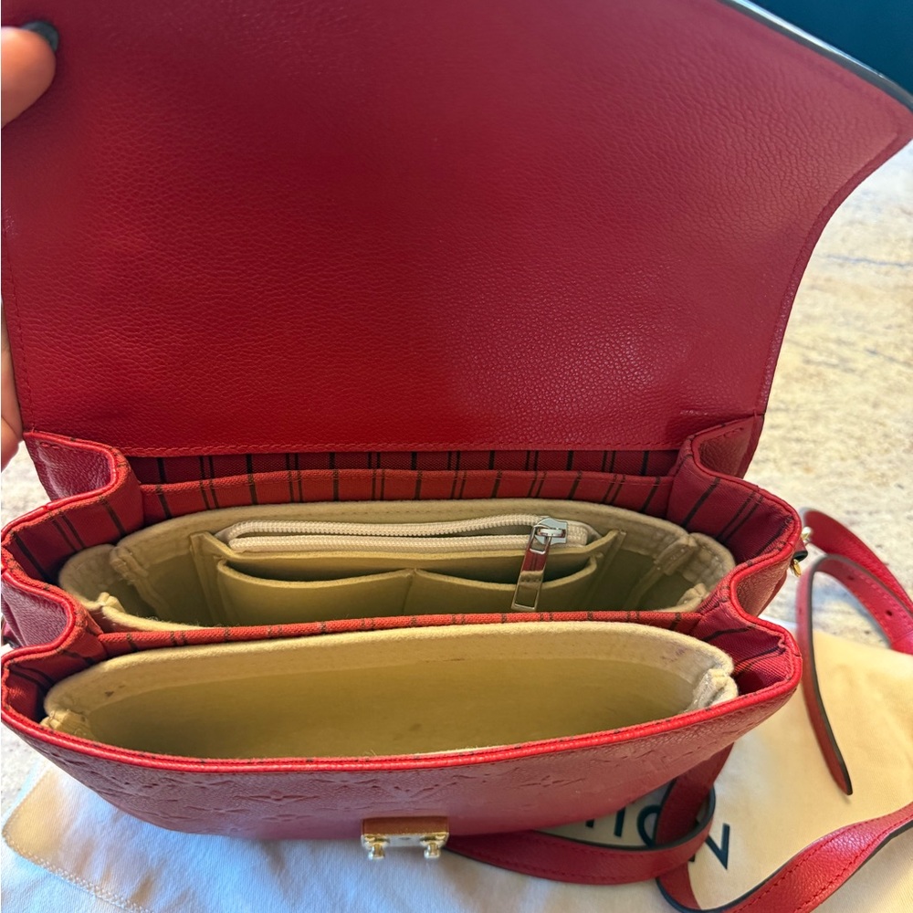 Louis Vuitton Pochette Métis Empreinte Red Scarlet | Full Set | Excellent - Picture 3 of 16